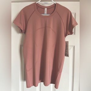Lululemon Swiftly Tech 2.0 S/S. Size 12. NWT.